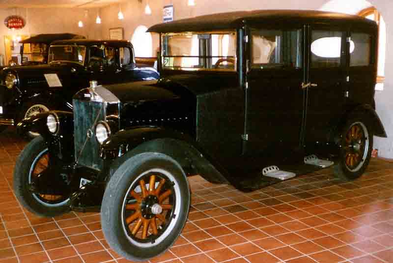 Volvo PV4 Sedan 1927 2